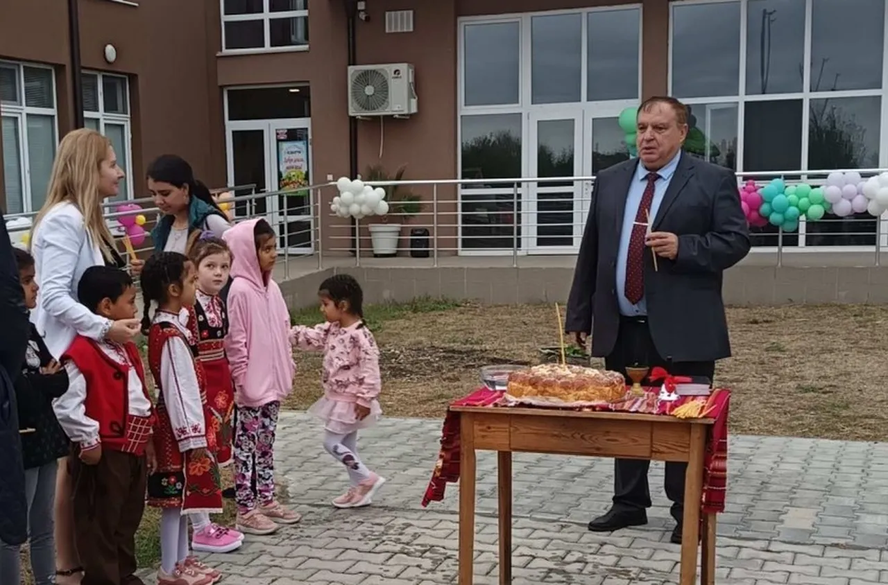 Нова база на ДГ "Изворче" с. Опан