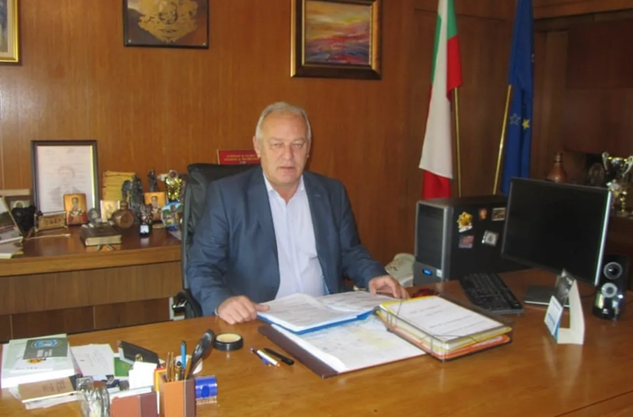 Поздравителен адрес от кмета на Смолян