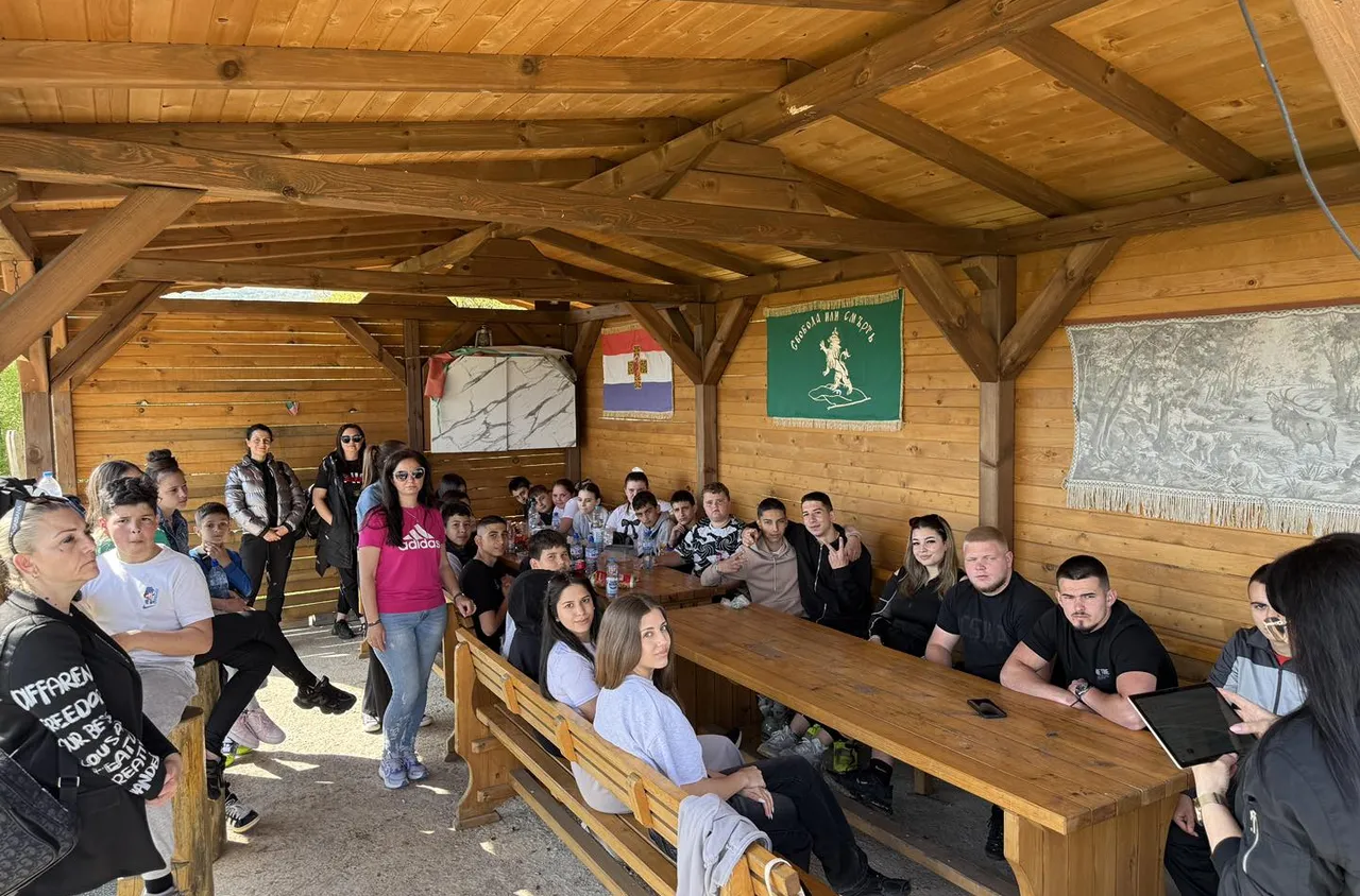 Ученици от Белово почетоха Априлското въстание