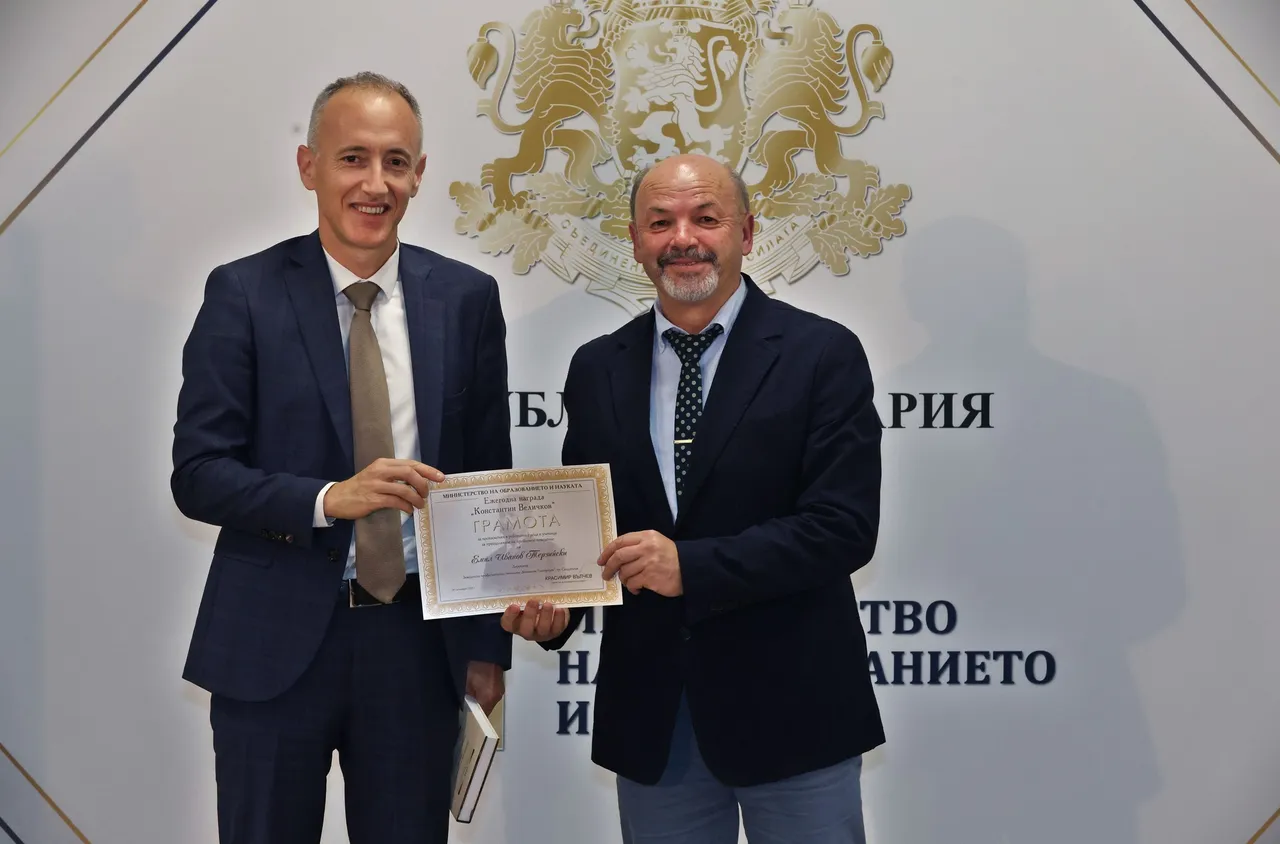 Училищен директор от Сандански е сред десетимата учители, отличени от МОН