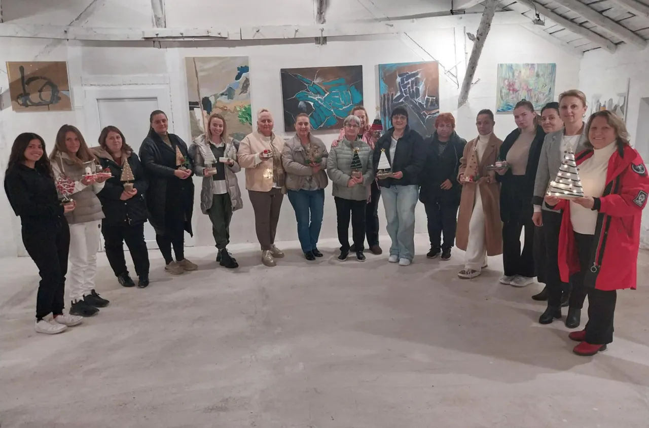 Коледна арт работилничка за дами се проведе и в с. Илинденци