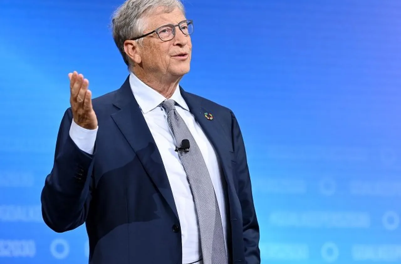 Бил Гейтс навършва 70 години