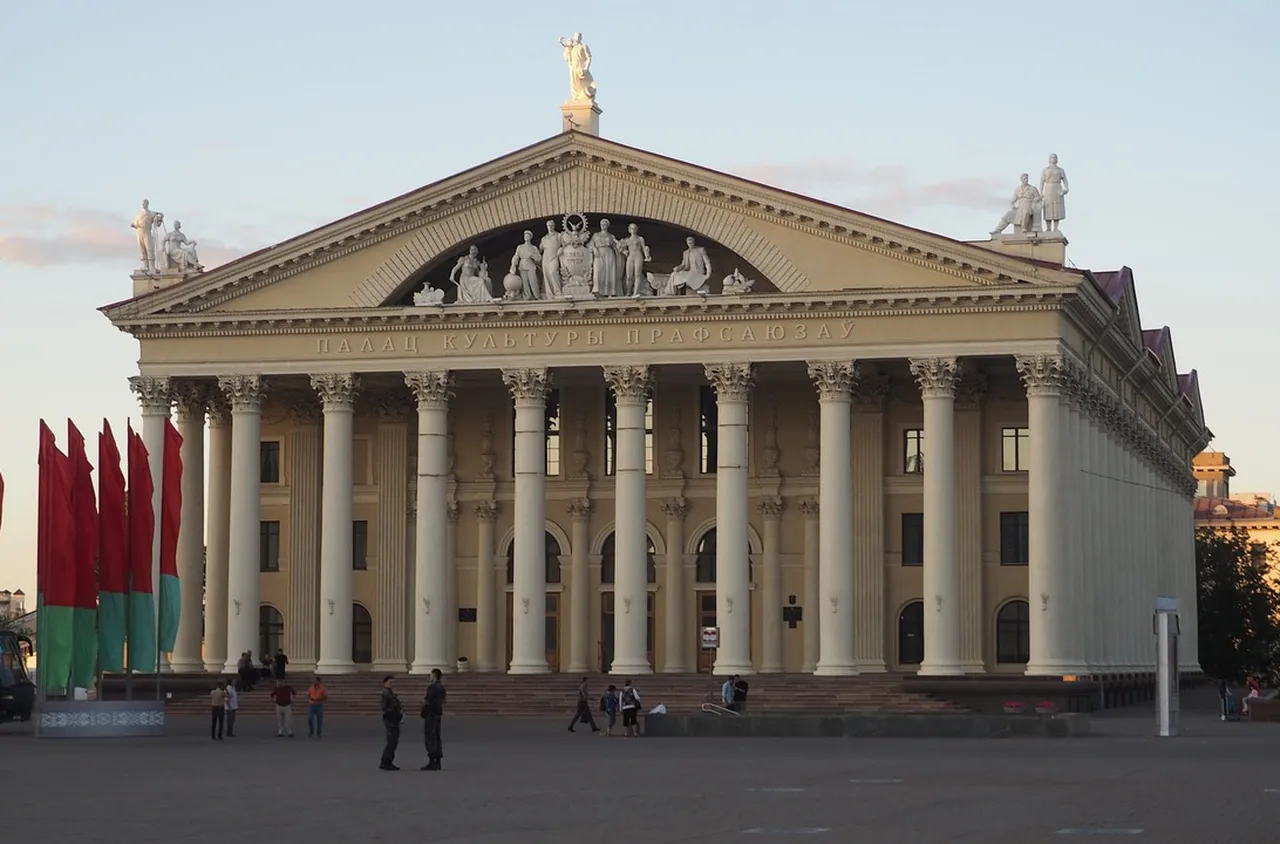 За седми път Лукашенко встъпва в длъжност като президент на Беларус