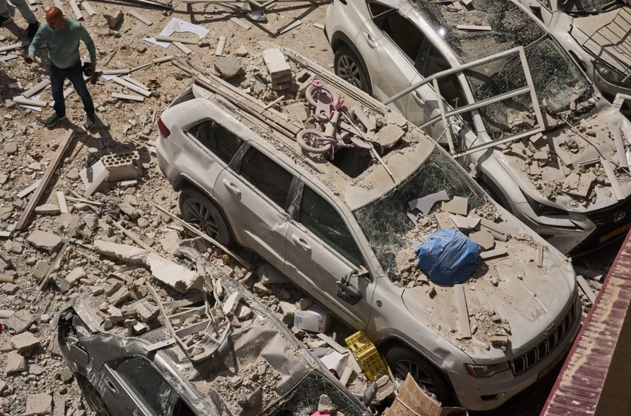 Тръмп обяви двуседмично примирие с Иран