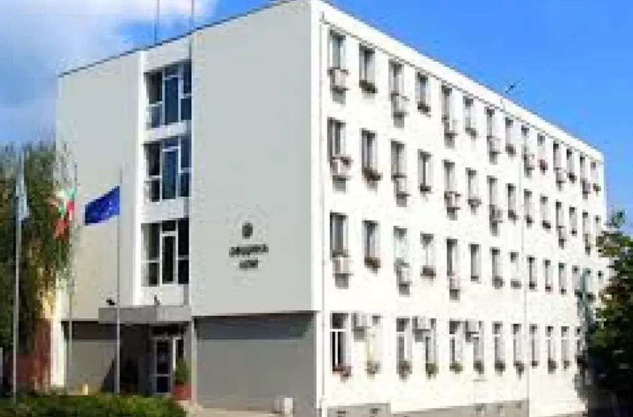 17-годишен избяга от социално заведение в Лом и открадна велосипед