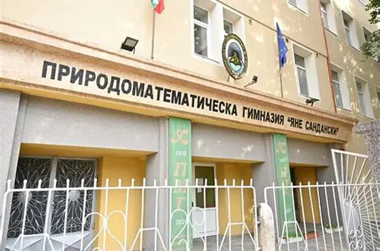 Ученичка от Гоце Делчев спечели първа награда в годишните отличия "Пътят на Хипократ"