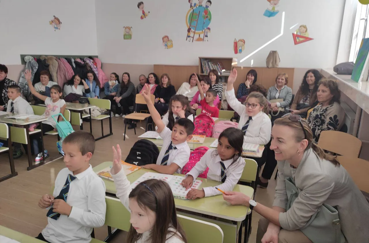 Открит урок по английски език в СУ "Никола Вапцаров“ – Хаджидимово