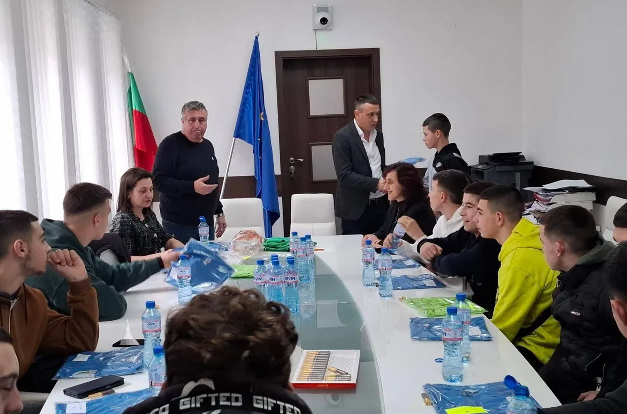 ФК "Якоруда" с нови тренировъчни екипи