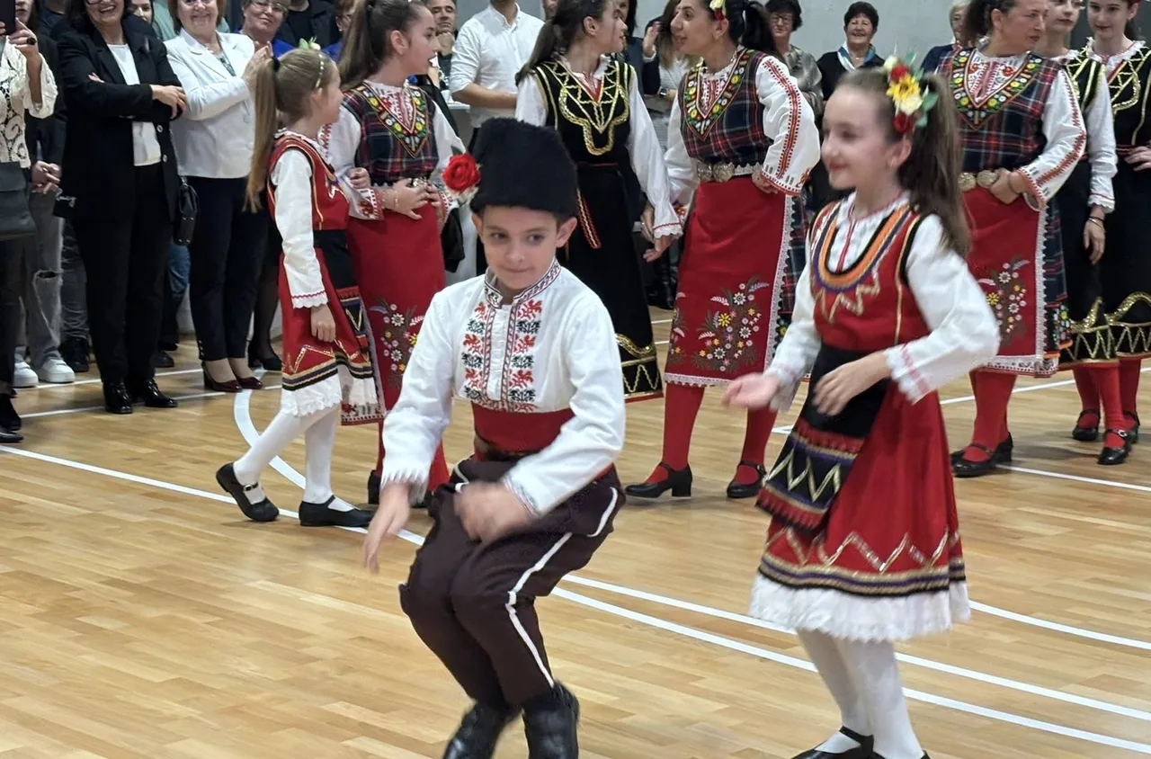 Откриха образователния център "Белчинско училище"