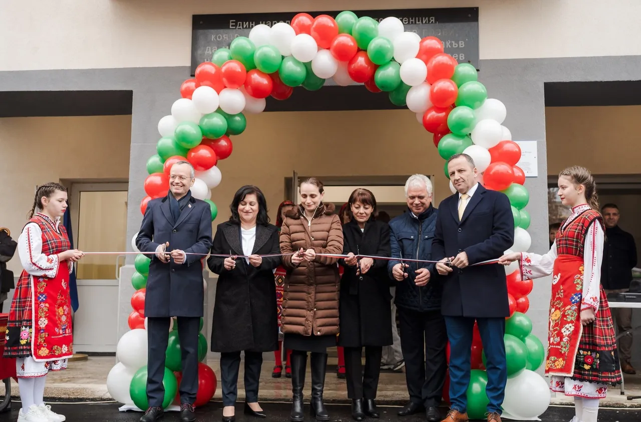 Откриха официално сградата на Второ ОУ "Димтър Благоев" – Благоевград