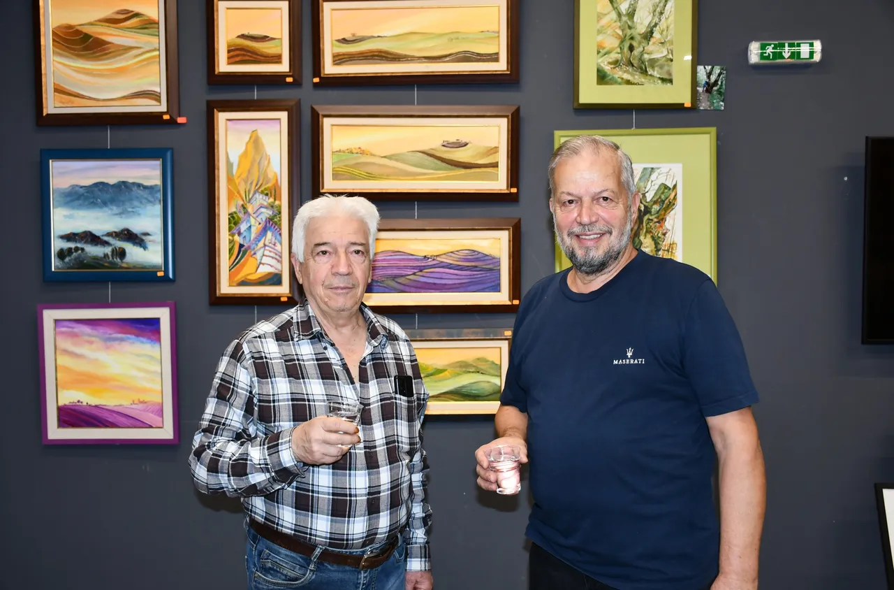 "Спомени": Изложбата на художника Георги Стойчев (СНИМКИ)