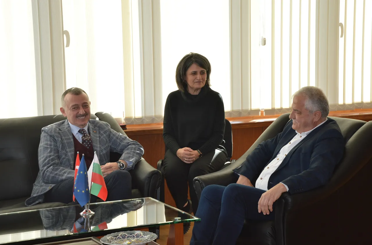 Делегати от Турция се запознаха с културата и бизнес средата в Гоце Делчев