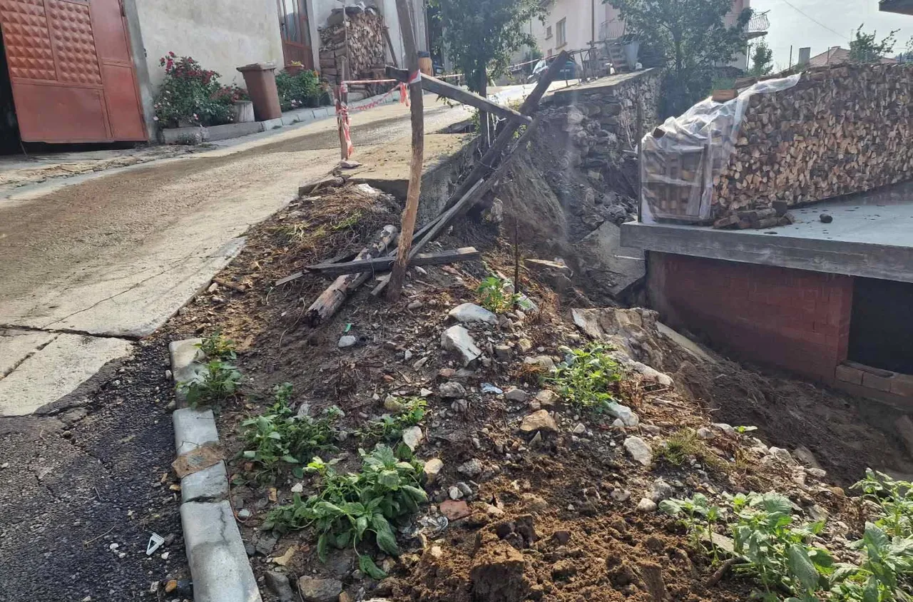 Бедственото положение в Кочан и Жижево остава в сила