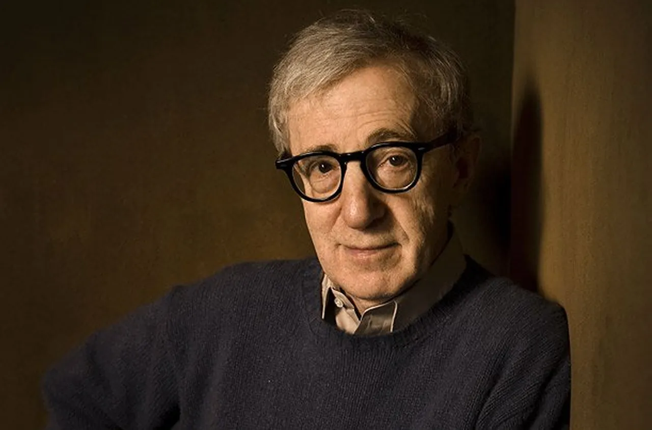 Уди Алън на 90 години