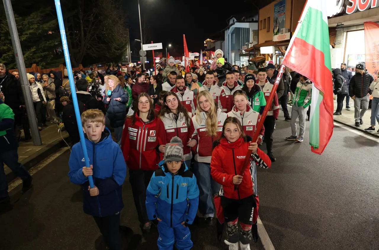 Банско откри Световната купа по сноуборд 2026 с празнично шествие